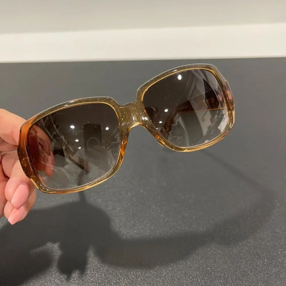 Louis Vuitton oversized from